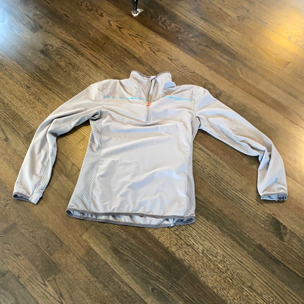 Merrell Gray Performance Pullover Back Pocket Thumb Hole M Medium VGUC